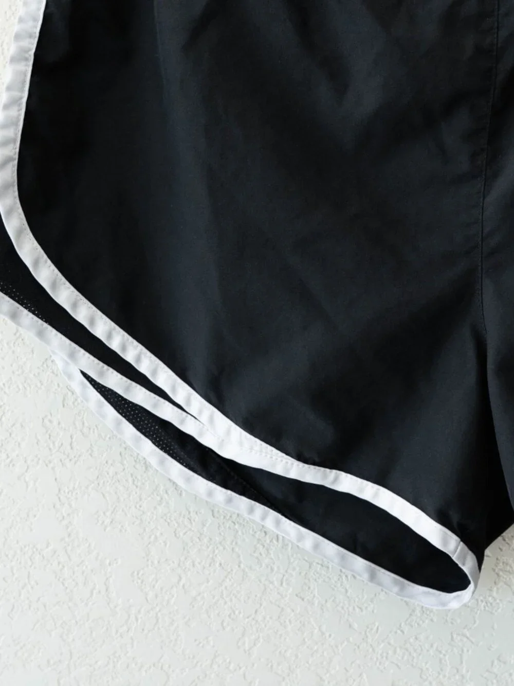 Nike Womens M Black Dri-FIT Athletic Running Shorts White Trim Swoosh Activewear